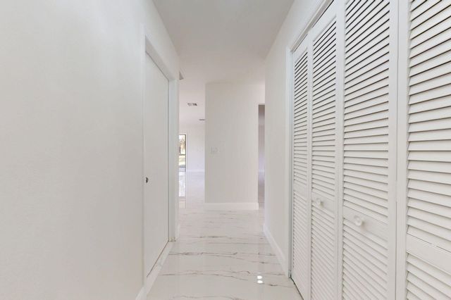 6806 Pensacola Road, Fort Pierce, FL 34951