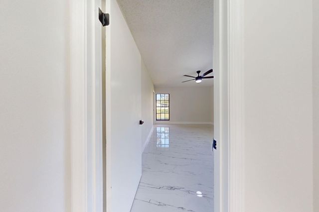 6806 Pensacola Road, Fort Pierce, FL 34951