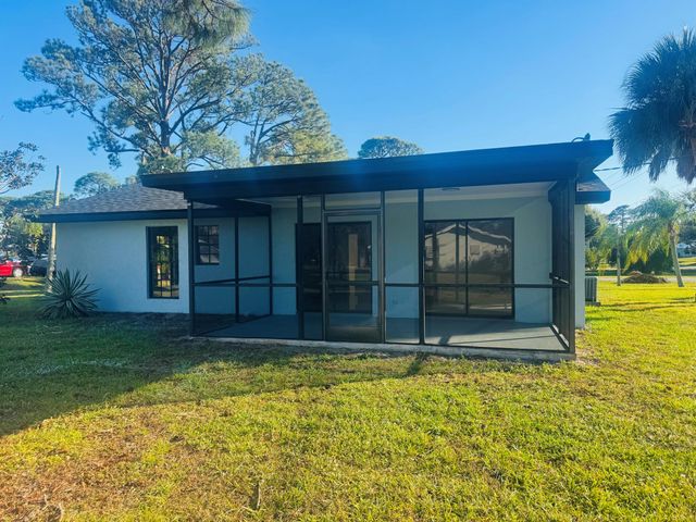 6806 Pensacola Road, Fort Pierce, FL 34951