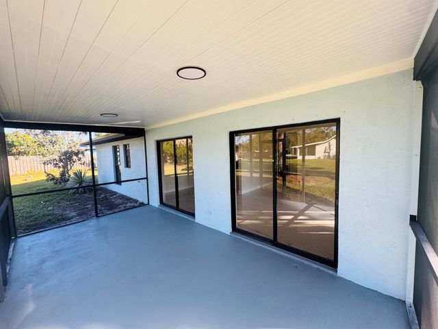 6806 Pensacola Road, Fort Pierce, FL 34951