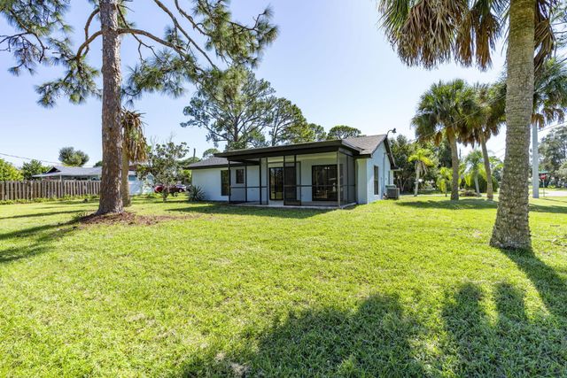 6806 Pensacola Road, Fort Pierce, FL 34951