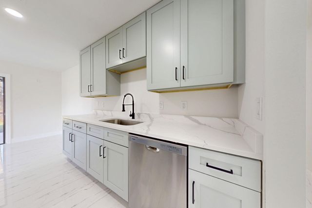 6806 Pensacola Road, Fort Pierce, FL 34951