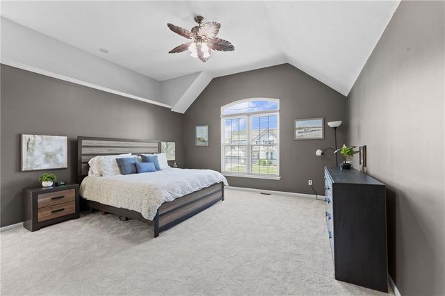 10137 THEDEN Circle, Lenexa, KS 66220