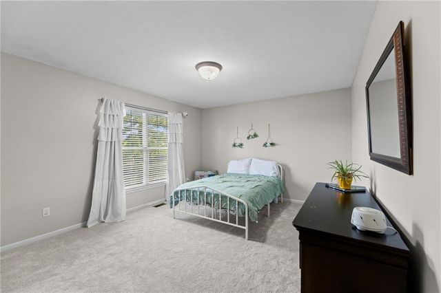 10137 THEDEN Circle, Lenexa, KS 66220