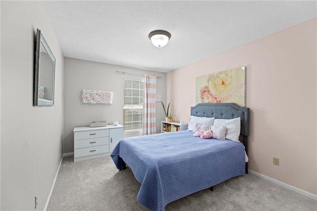 10137 THEDEN Circle, Lenexa, KS 66220