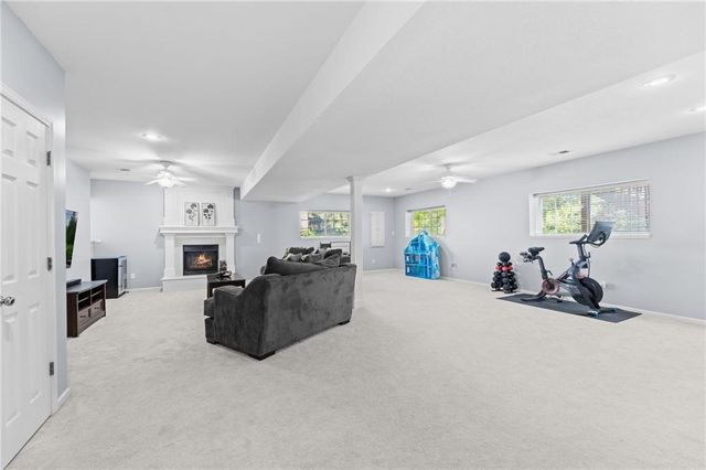 10137 THEDEN Circle, Lenexa, KS 66220