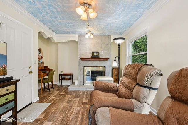 831 BROOKVIEW Drive N, Jacksonville, FL 32225