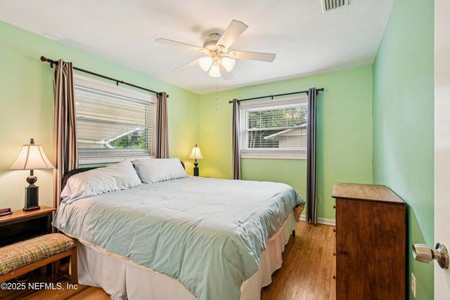831 BROOKVIEW Drive N, Jacksonville, FL 32225