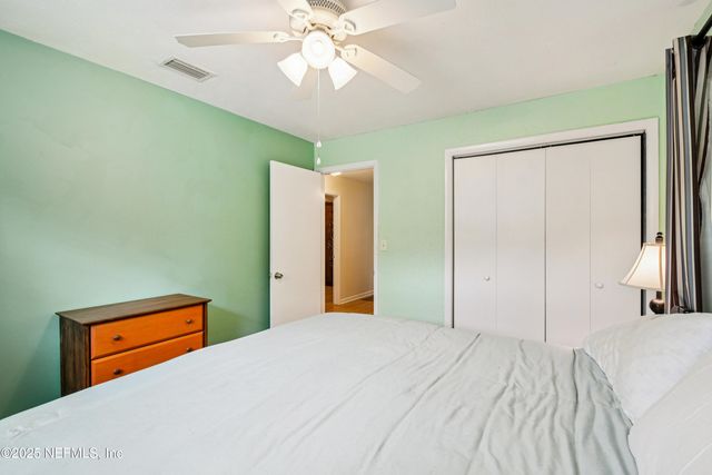 831 BROOKVIEW Drive N, Jacksonville, FL 32225