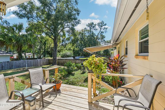 831 BROOKVIEW Drive N, Jacksonville, FL 32225