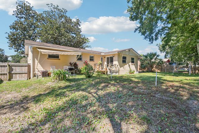 831 BROOKVIEW Drive N, Jacksonville, FL 32225