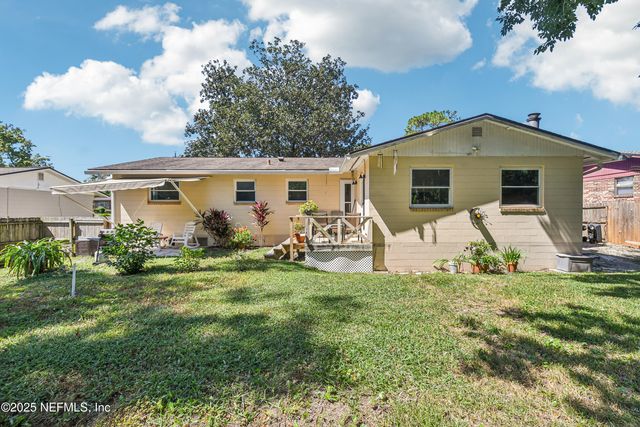 831 BROOKVIEW Drive N, Jacksonville, FL 32225