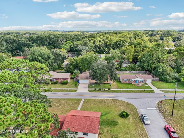 831 BROOKVIEW Drive N, Jacksonville, FL 32225