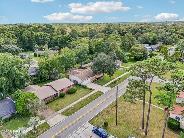 831 BROOKVIEW Drive N, Jacksonville, FL 32225