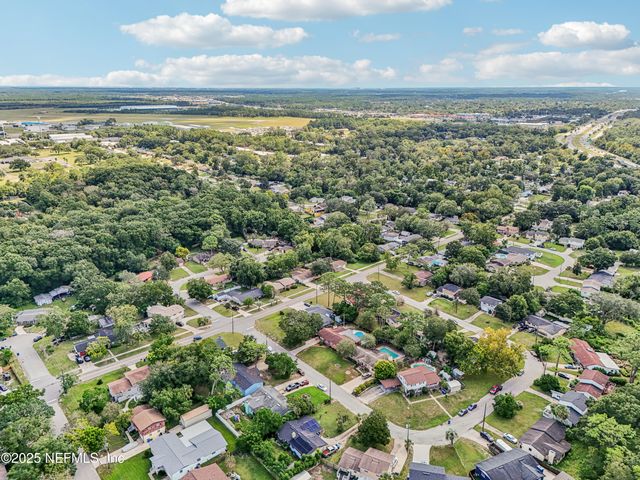 831 BROOKVIEW Drive N, Jacksonville, FL 32225