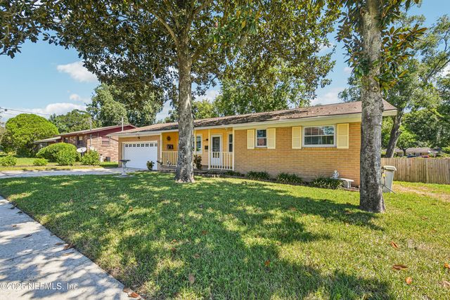 831 BROOKVIEW Drive N, Jacksonville, FL 32225