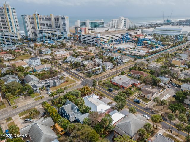 401 N Wild Olive Avenue B, Daytona Beach, FL 32118