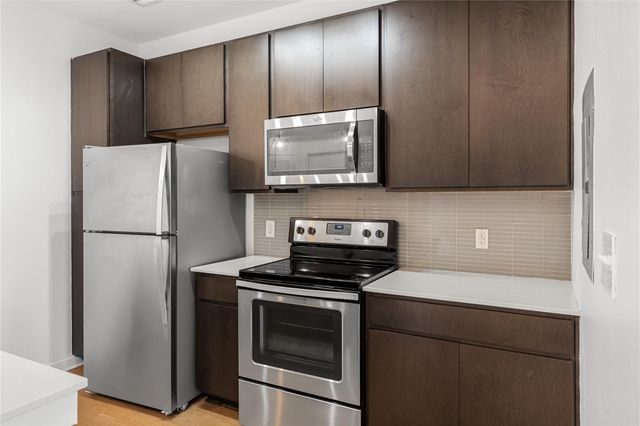 2505 Thornton RD 2306, Austin, TX 78704