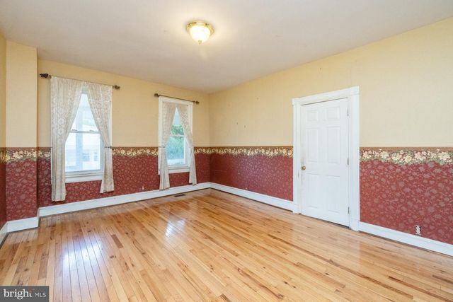 4108 33RD ST, Mount Rainier, MD 20712