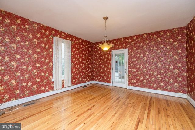 4108 33RD ST, Mount Rainier, MD 20712