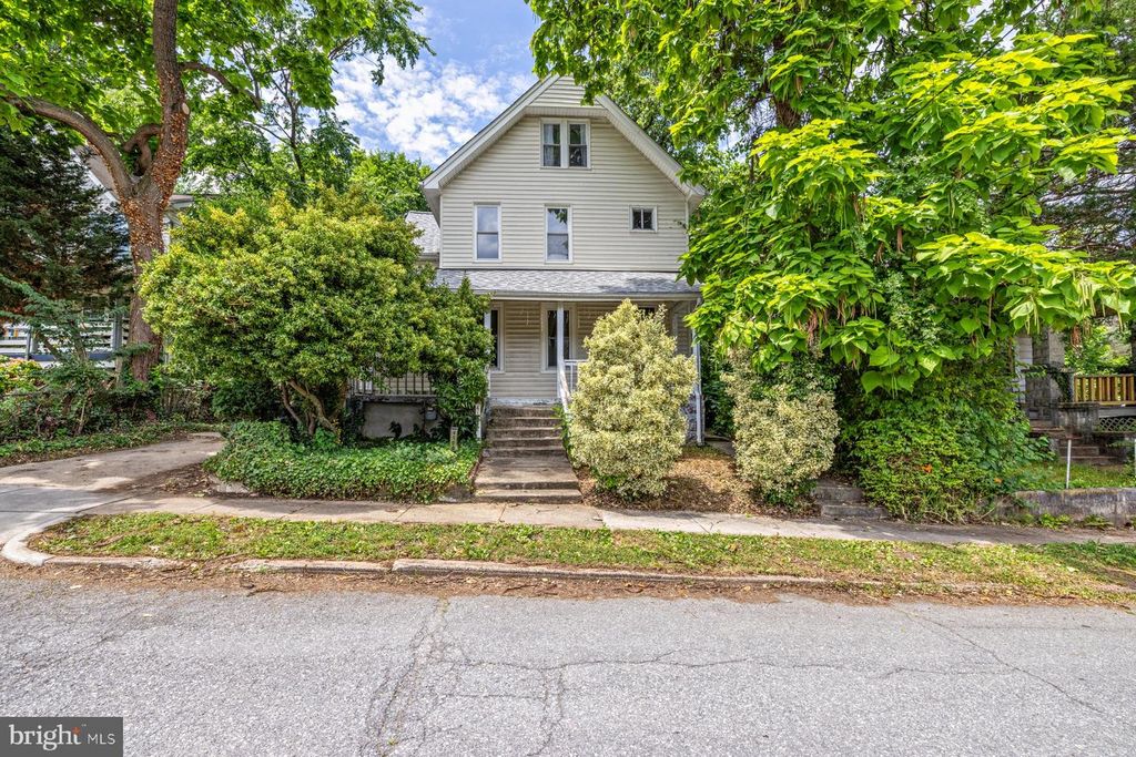4108 33RD ST, Mount Rainier, MD 20712
