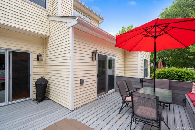 3 Blueberry Court, Melville, NY 11747