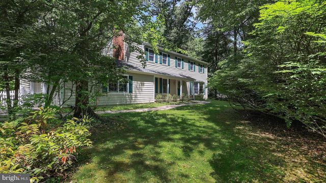 9 JILL DR, West Windsor, NJ 08550