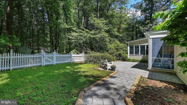 9 JILL DR, West Windsor, NJ 08550