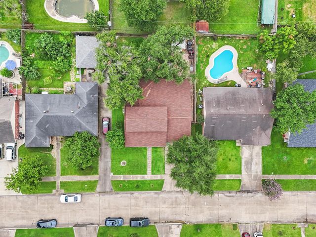 14018 Duncannon Drive, Houston, TX 77015