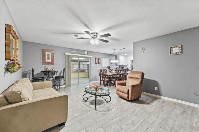 14018 Duncannon Drive, Houston, TX 77015