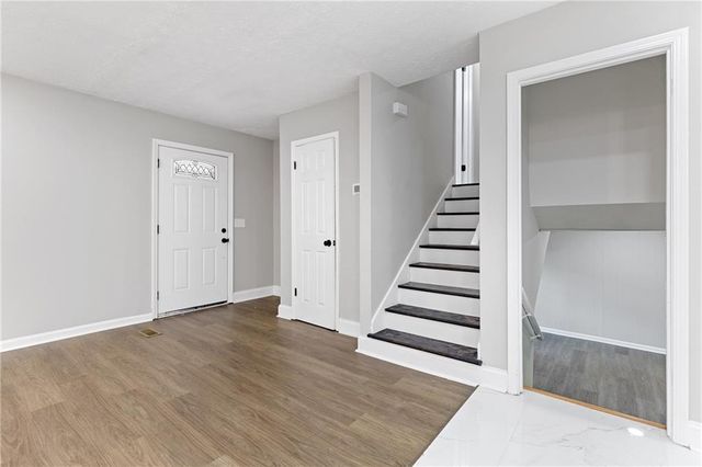 353 Old Rosser Road, Stone Mountain, GA 30087