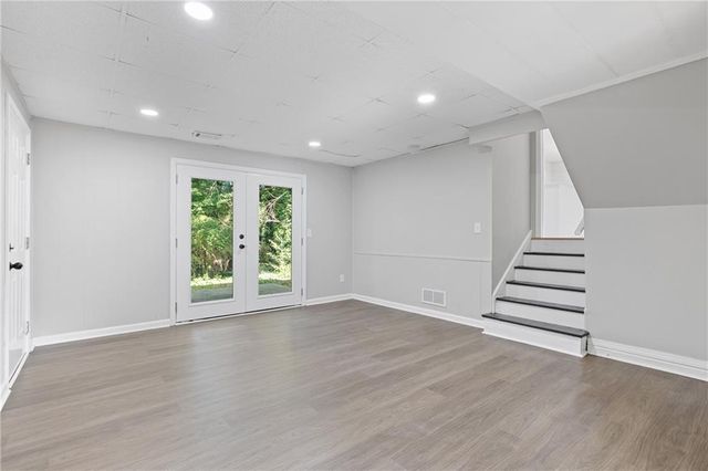 353 Old Rosser Road, Stone Mountain, GA 30087