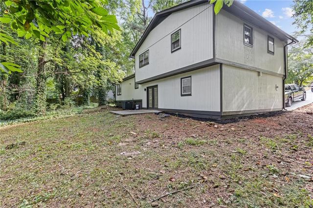 353 Old Rosser Road, Stone Mountain, GA 30087