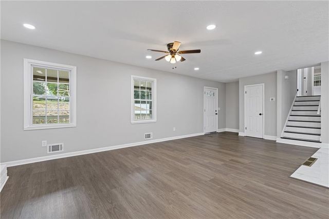 353 Old Rosser Road, Stone Mountain, GA 30087