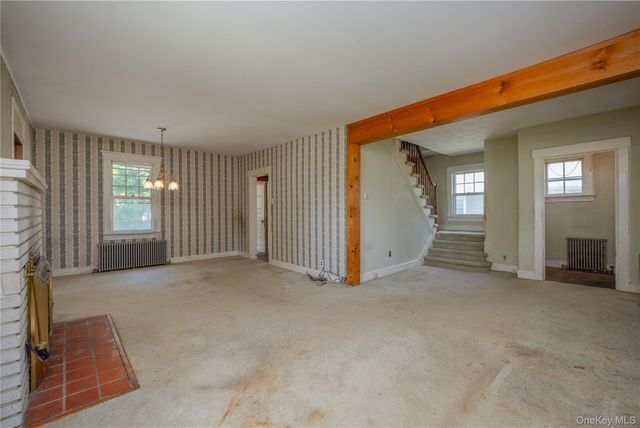 97 N Serven Street, Pearl River, NY 10965