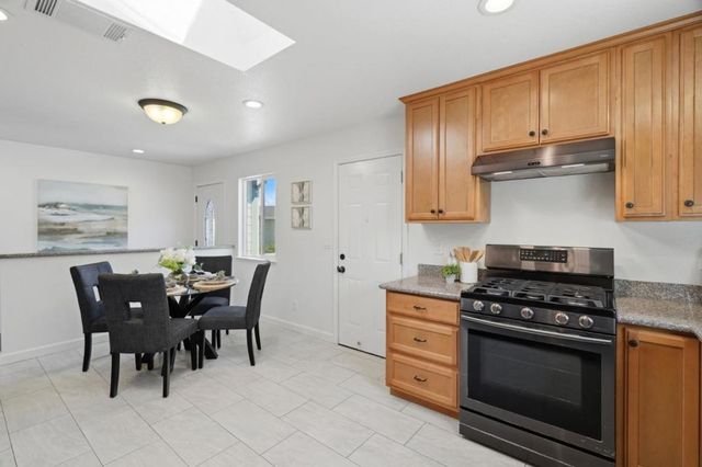 35934 Anjou Place, Newark, CA 94560