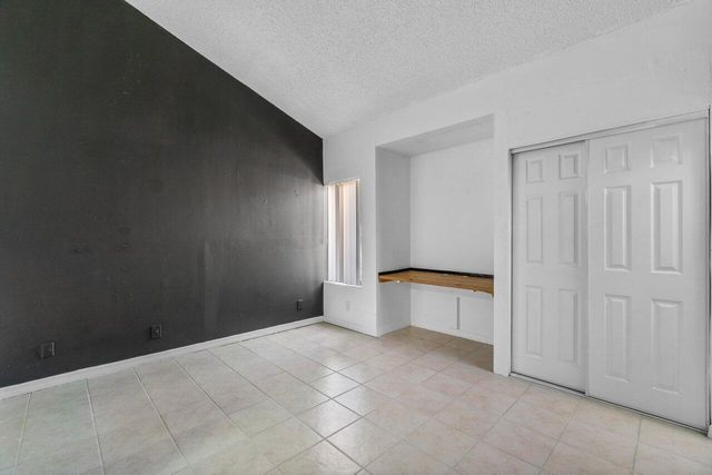 1149 NW 13th Street 5, Boca Raton, FL 33486