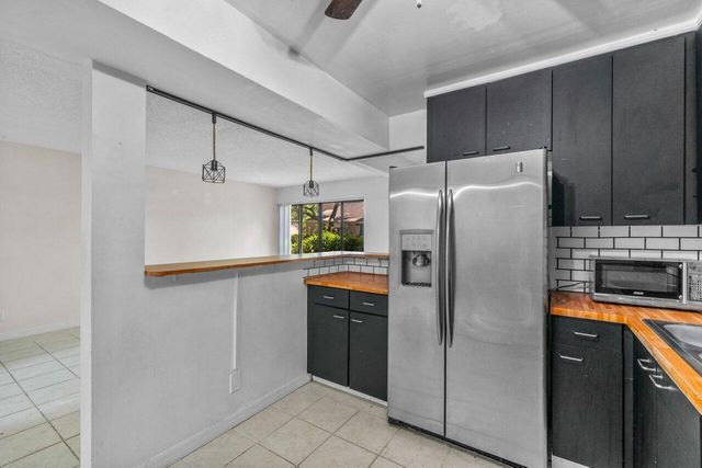1149 NW 13th Street 5, Boca Raton, FL 33486