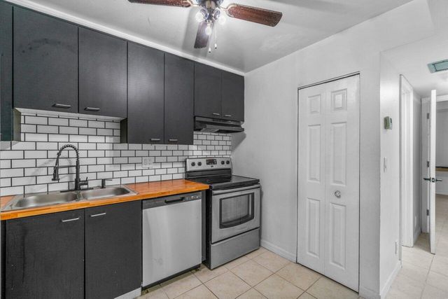 1149 NW 13th Street 5, Boca Raton, FL 33486