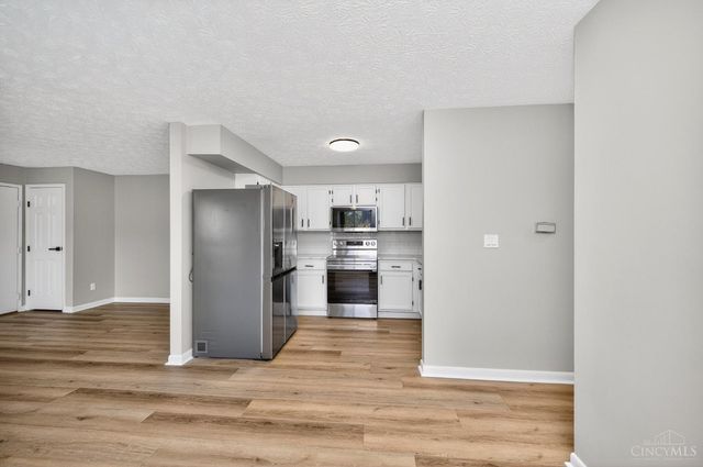 9508 Woodland Hills Drive, West Chester, OH 45011