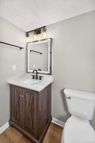 9508 Woodland Hills Drive, West Chester, OH 45011