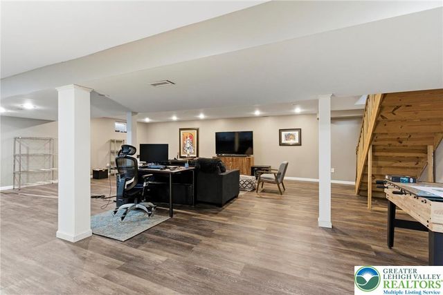 3875 Gloucester Place, Bethlehem Twp, PA 18020
