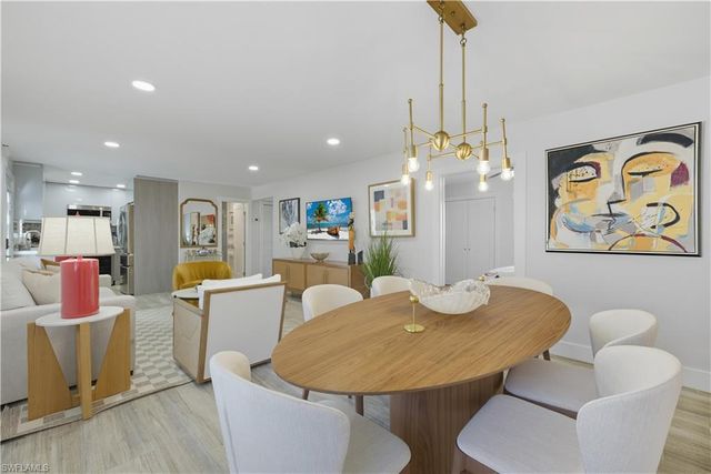 609 12th AVE S 609, Naples, FL 34102