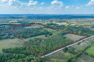 S21t30r19 White Clover Road, Strafford, MO 65757