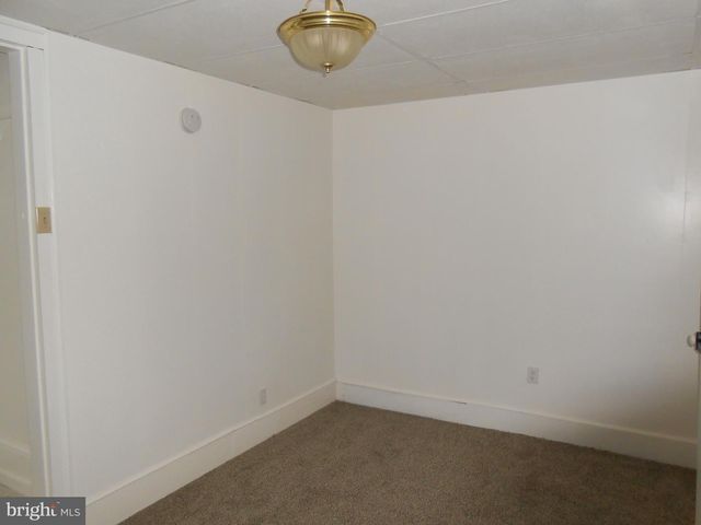 155 S CHARLOTTE ST, Manheim, PA 17545