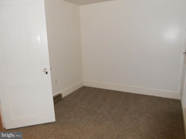 155 S CHARLOTTE ST, Manheim, PA 17545