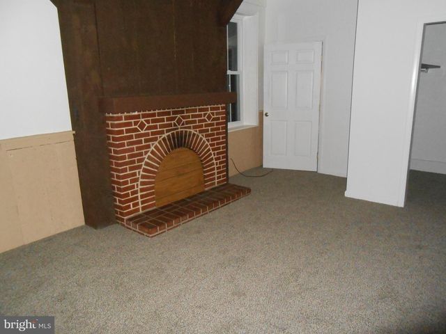 155 S CHARLOTTE ST, Manheim, PA 17545