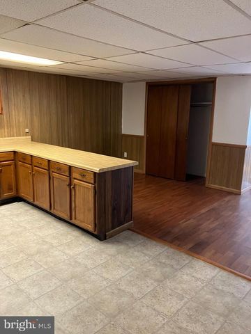 155 S CHARLOTTE ST, Manheim, PA 17545