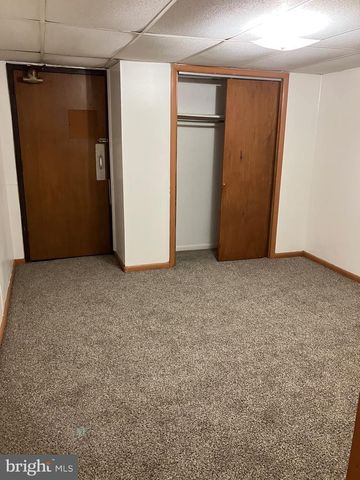 155 S CHARLOTTE ST, Manheim, PA 17545