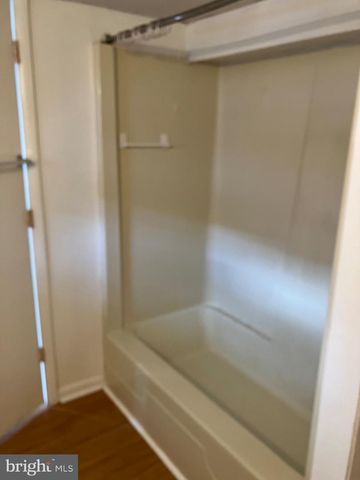 155 S CHARLOTTE ST, Manheim, PA 17545